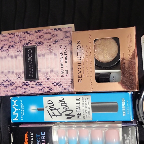 20 Pc LOT. NYX Makeup Collection . - Picture 5 of 6